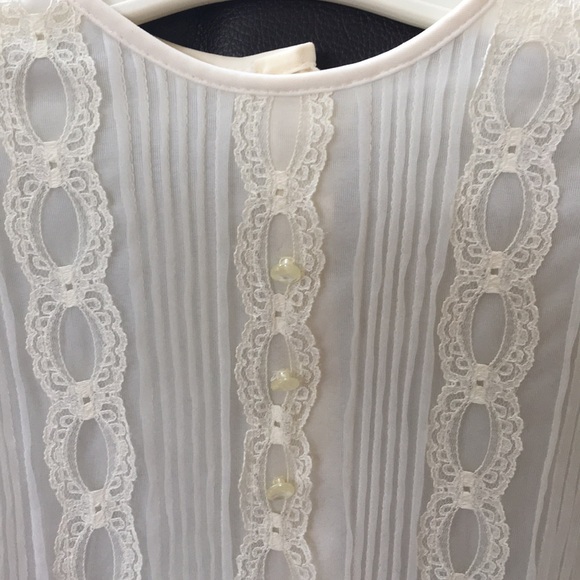 Vintage French Lace Blouse - Picture 2 of 4